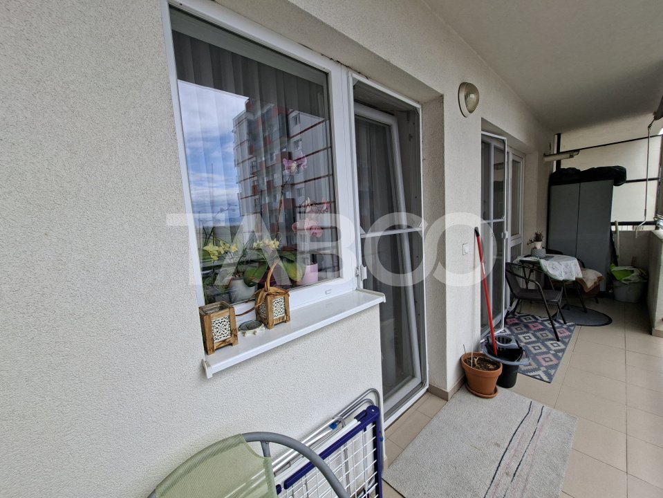 Apartament la etaj intermediar 2 camere balcon si parcare Magnolia