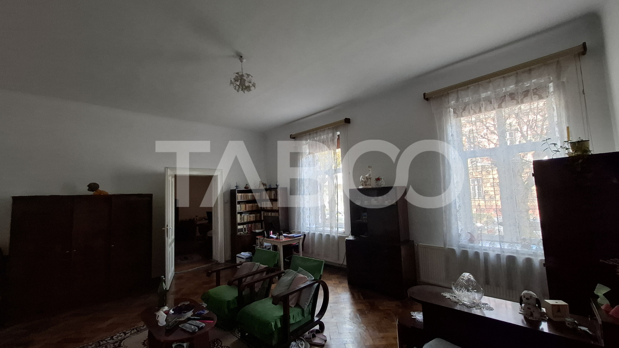 Apartament la vila 3 camere de vanzare 113 mp zona Ultracentral Sibiu
