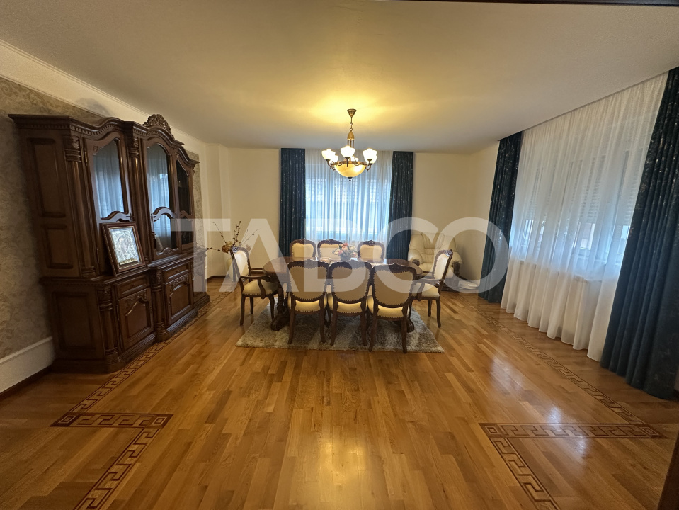 Apartament la vila cu 4 camere si 3 locuri de parcare Turnisor