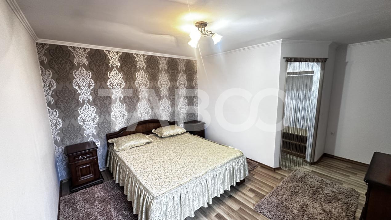 Apartament mobilat utilat 3 camere dressing loc parcare Mihai Viteazul