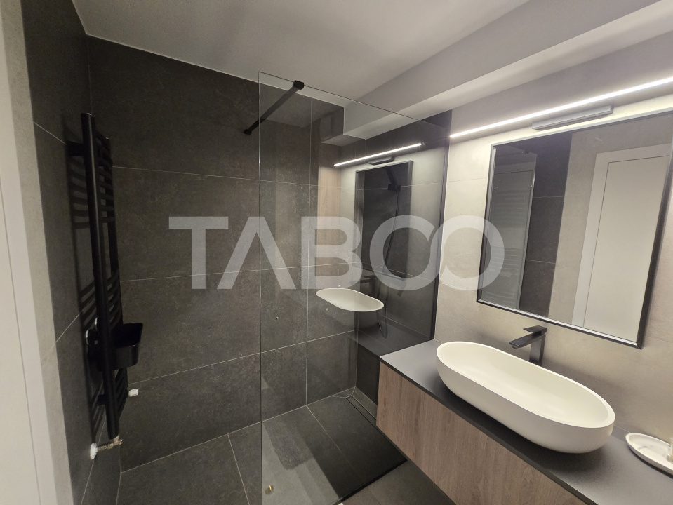 Apartament modern 4 camere 91 mpu bloc cu lift Doamna Stanca