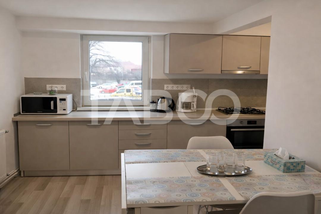 Apartament modern de inchiriat 3 camere etaj 1 Centru - Constitutiei