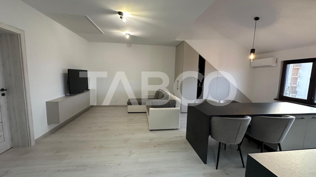 Apartament prima inchiriere 3 camere 72 mpu zona Strand Sibiu