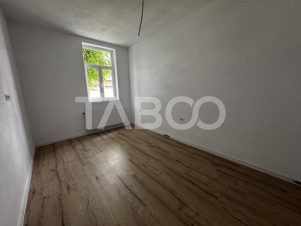 Apartament renovat complet la casa 3 camere 60 mpu Piata Cluj Sibiu