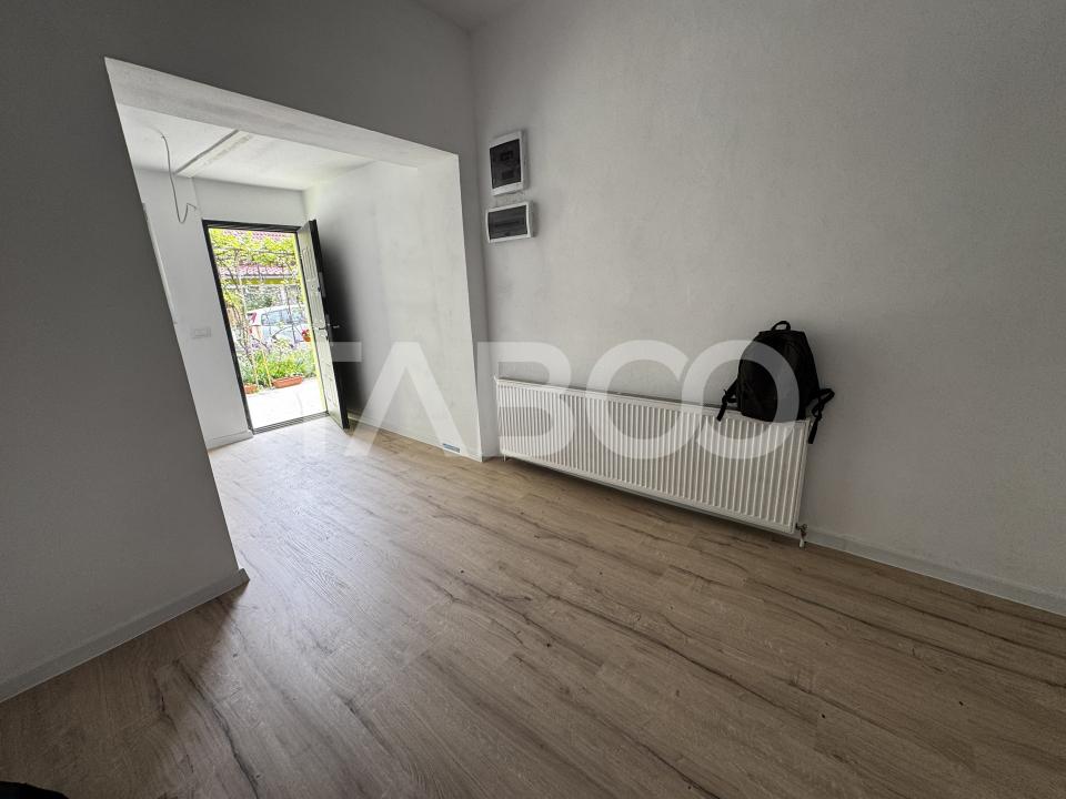 Apartament renovat complet la casa 3 camere 60 mpu Piata Cluj Sibiu