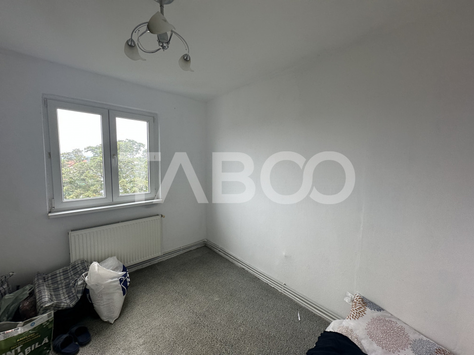 Apartament semidecomandat 2 camere 40 mpu cu priveliste spre Munte