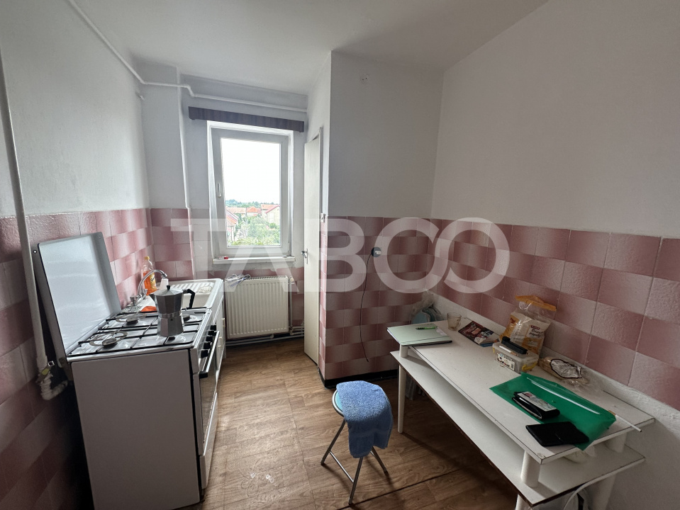 Apartament semidecomandat 2 camere 40 mpu cu priveliste spre Munte