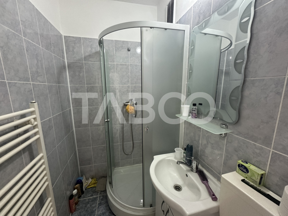Apartament semidecomandat 2 camere 40 mpu cu priveliste spre Munte