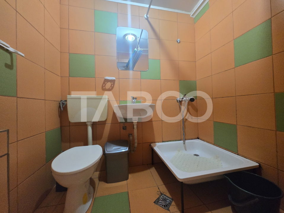 Apartament semidecomandat de vanzare 51mp zona Vasile Aaron Sibiu