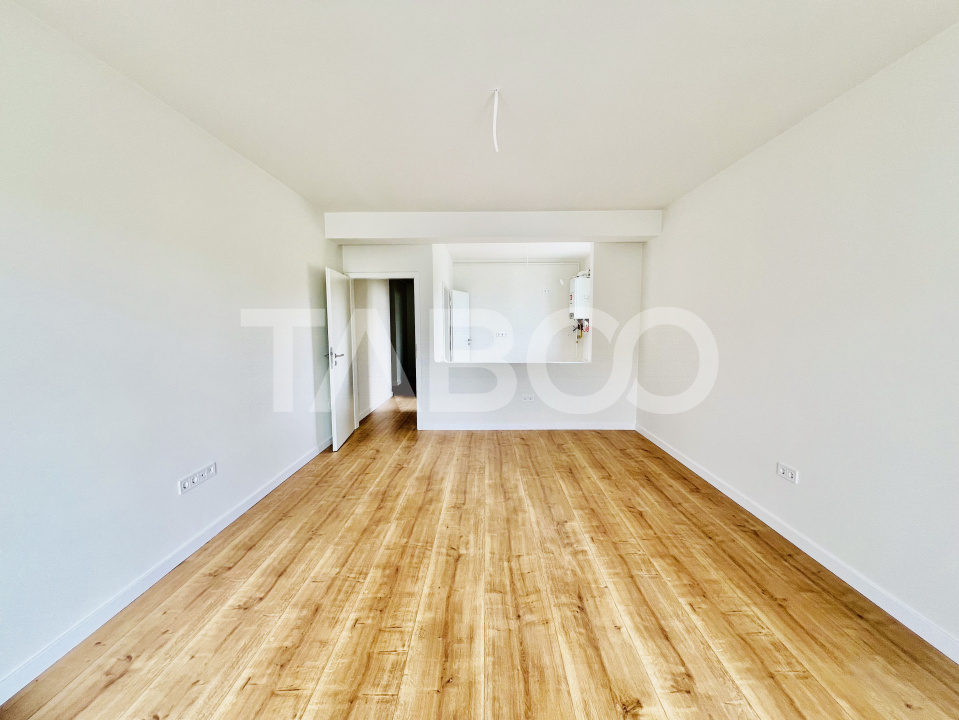 Apartament spatios cu 2 camere balcon si incalzire in pardosea