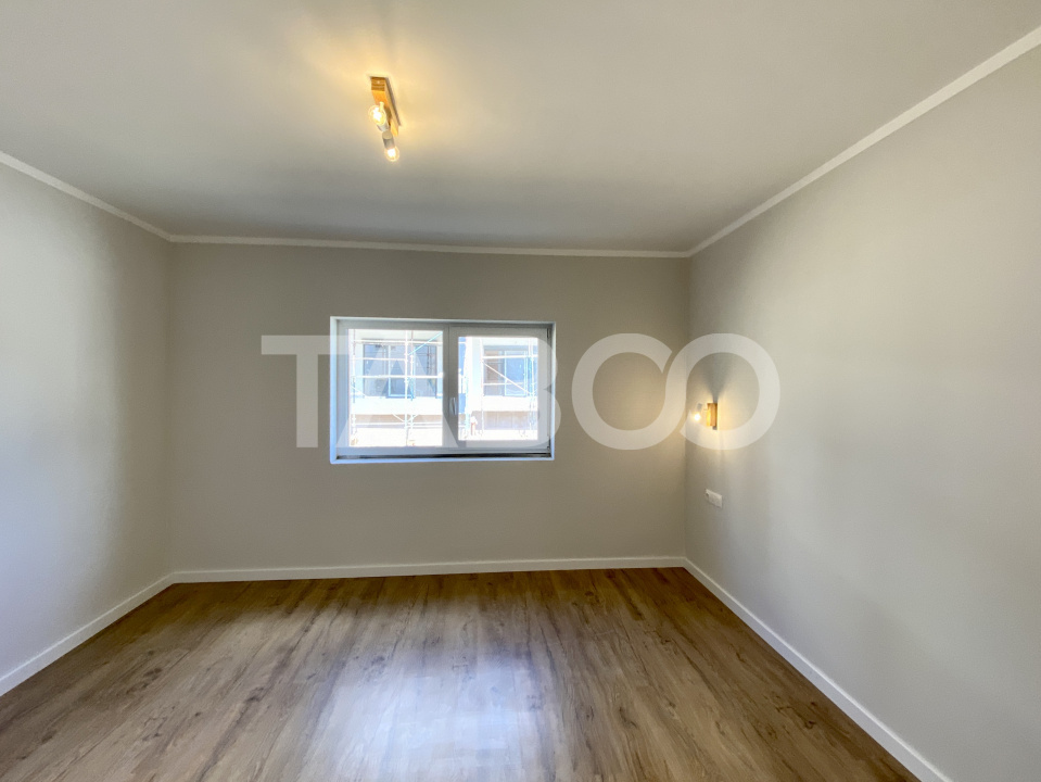 Apartament spatios cu 3 camere 2 bai si terasa de 15 mp - COMISION 0%