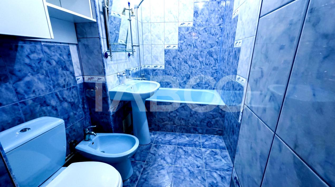 Apartament spatios cu 4 camere mobilat utilat 80mpu Turnisor Sibiu