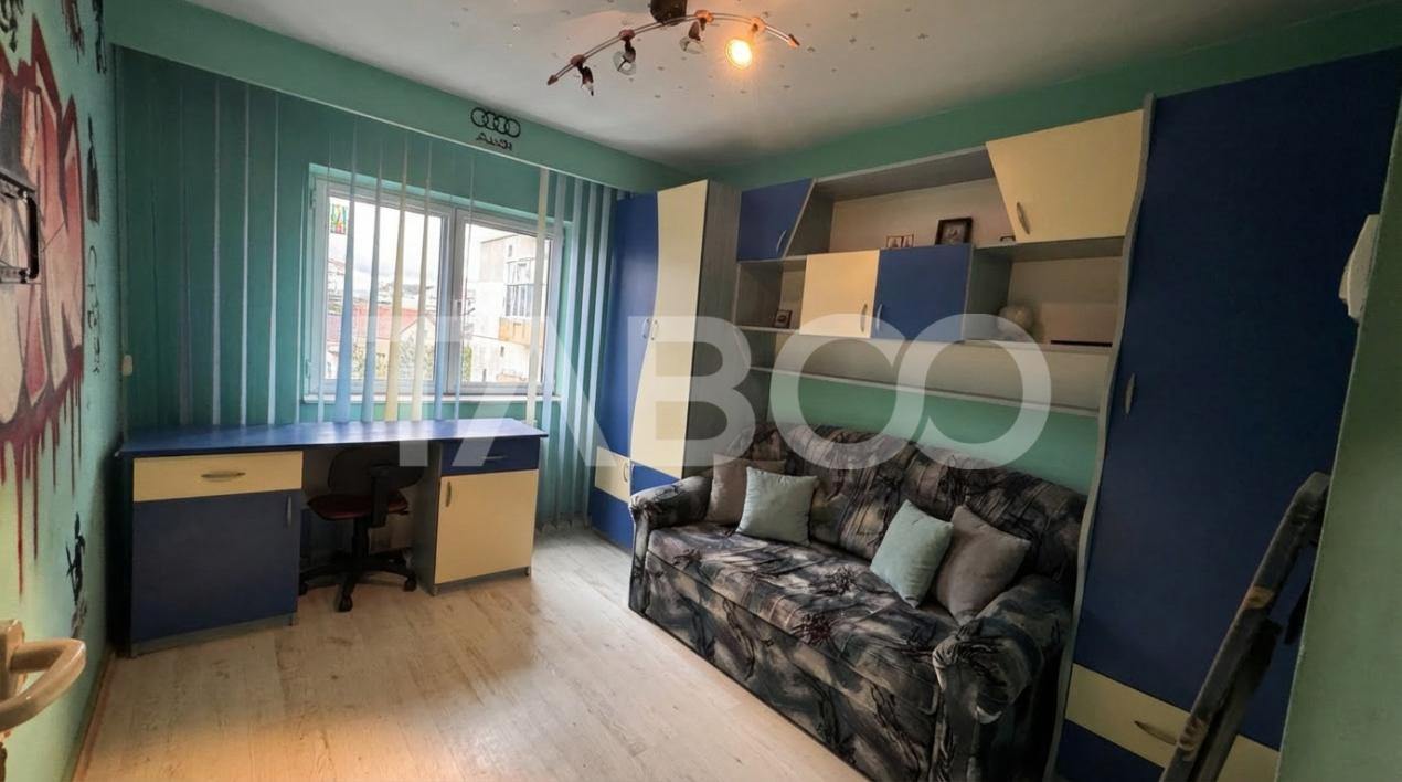 Apartament spatios cu 4 camere mobilat utilat 80mpu Turnisor Sibiu