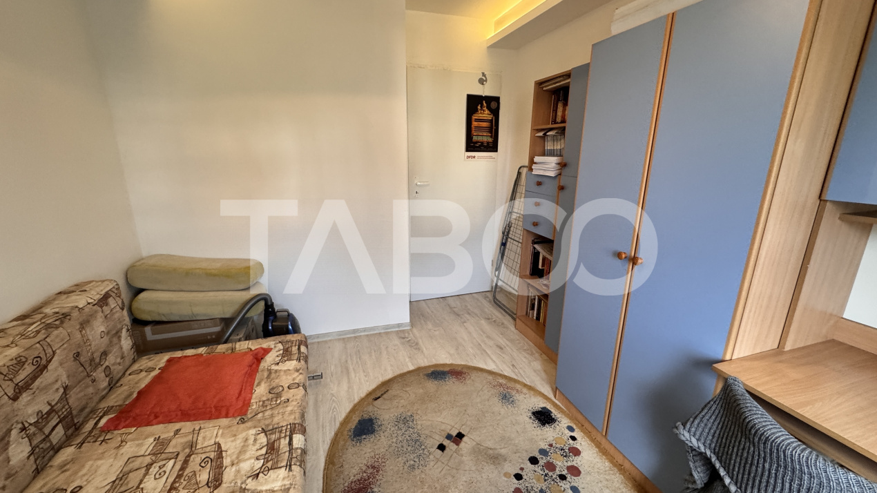 Apartament superb 4 camere mobilat utilat 80mp balcon Vasile Aaron