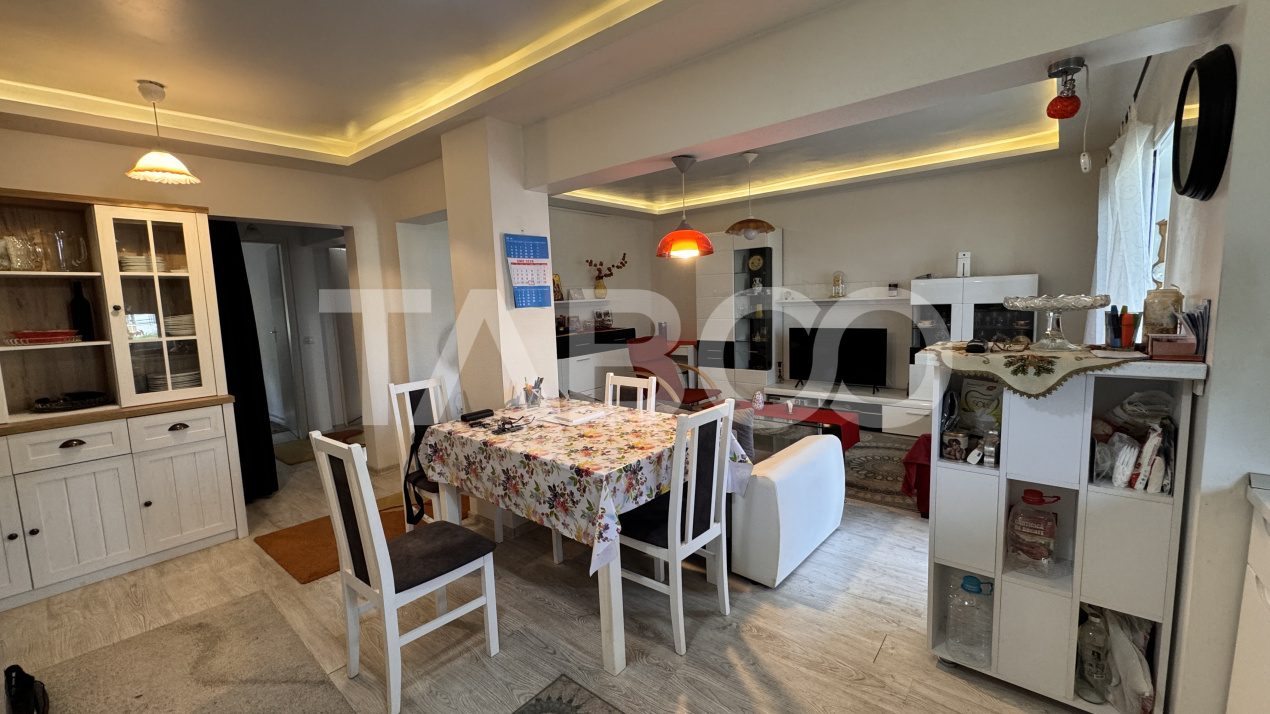 Apartament superb 4 camere mobilat utilat 80mp balcon Vasile Aaron