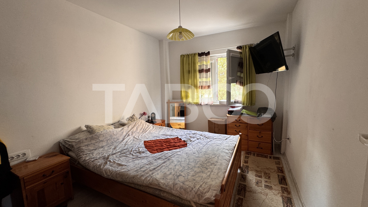 Apartament superb cu 4 camere mobilat utilat 80mpu balcon Vasile Aaron