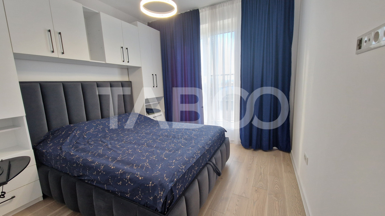 Apartament tip penthouse de inchiriat 3 camere 2 bai - terasa mare