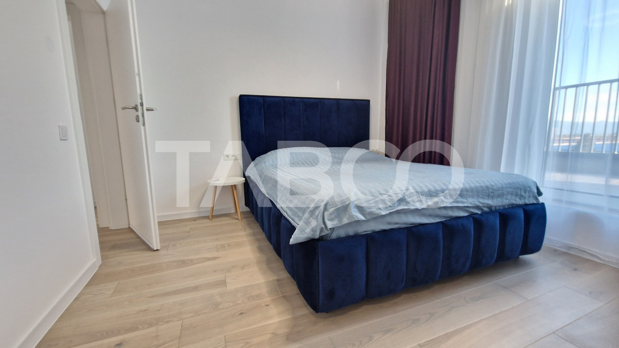 Apartament tip penthouse de inchiriat 3 camere 2 bai - terasa mare