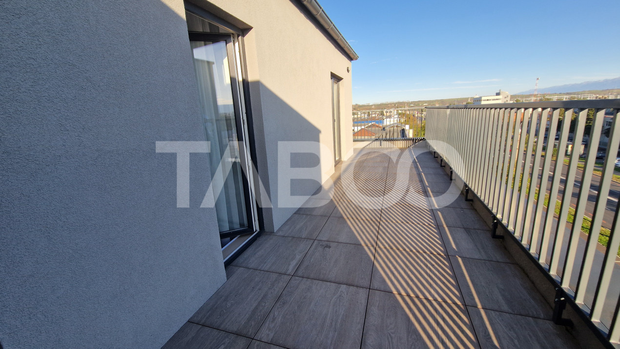 Apartament tip penthouse de inchiriat 3 camere 2 bai - terasa mare