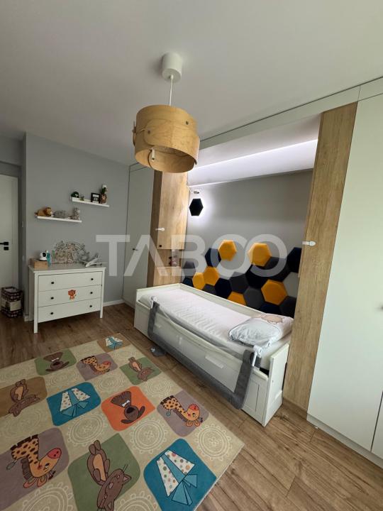 Apartament ultra modern 3 camere cu balcon mobilat utilat Turnisor