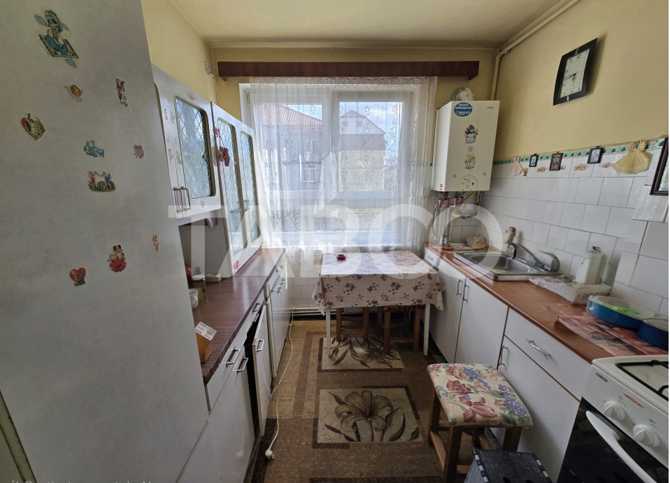 Apartament vanzare 2 camere 48 utili etaj intermediar Terezian Sibiu