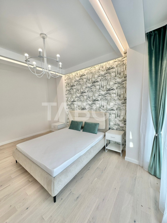Apartamnent de tip penthouse cu 3 camere ultrafinisat in Floresti