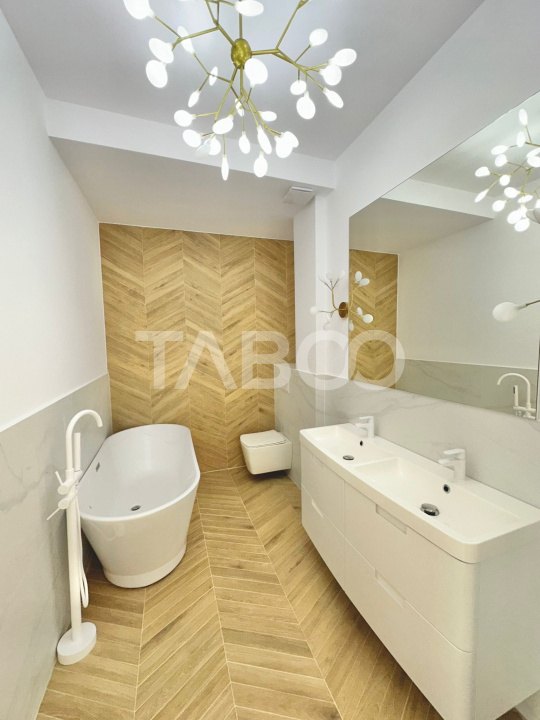 Apartamnent de tip penthouse cu 3 camere ultrafinisat in Floresti