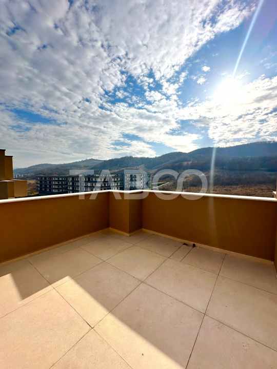 Apartamnent de tip penthouse cu 3 camere ultrafinisat in Floresti