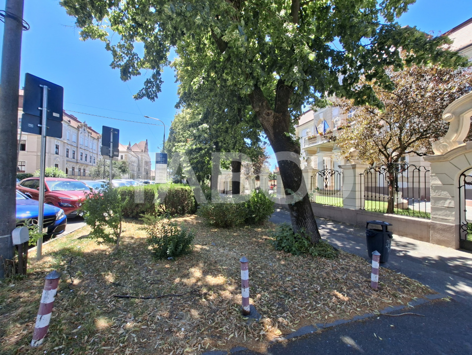 Bulevardul Victoriei 12 - apartament 3 camere de vanzare curte garaj