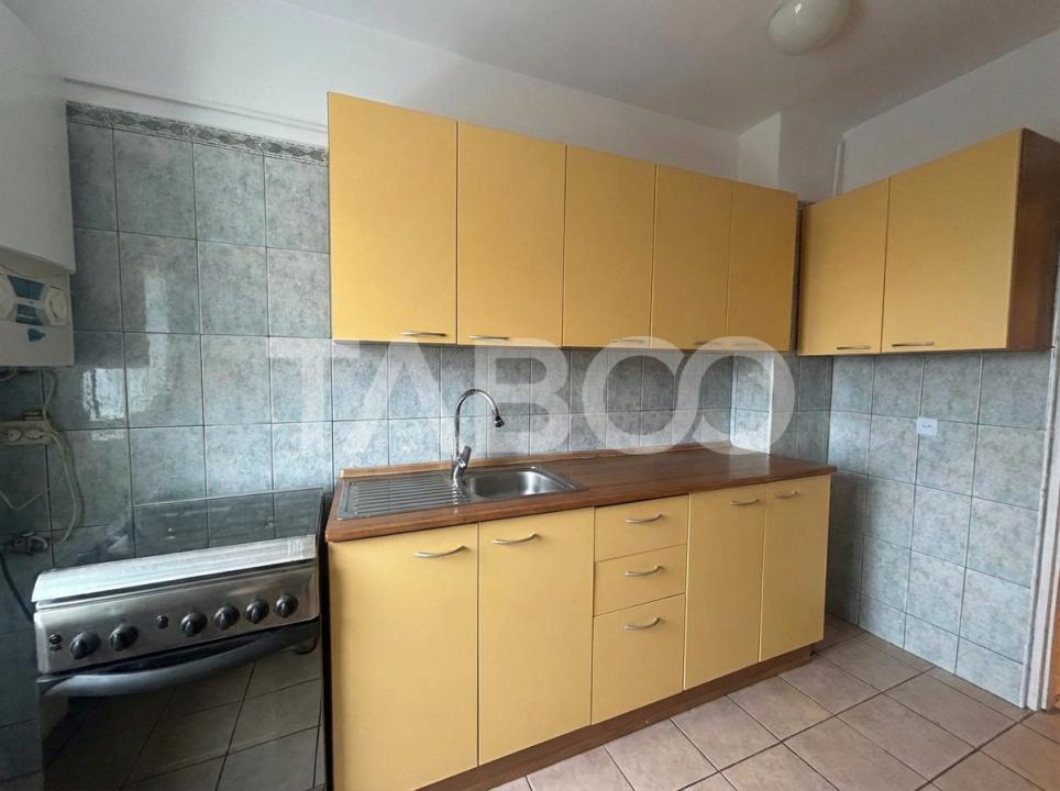 Comision 0-Apartament 3 camere decomandat cu pivnita zona Valea Aurie