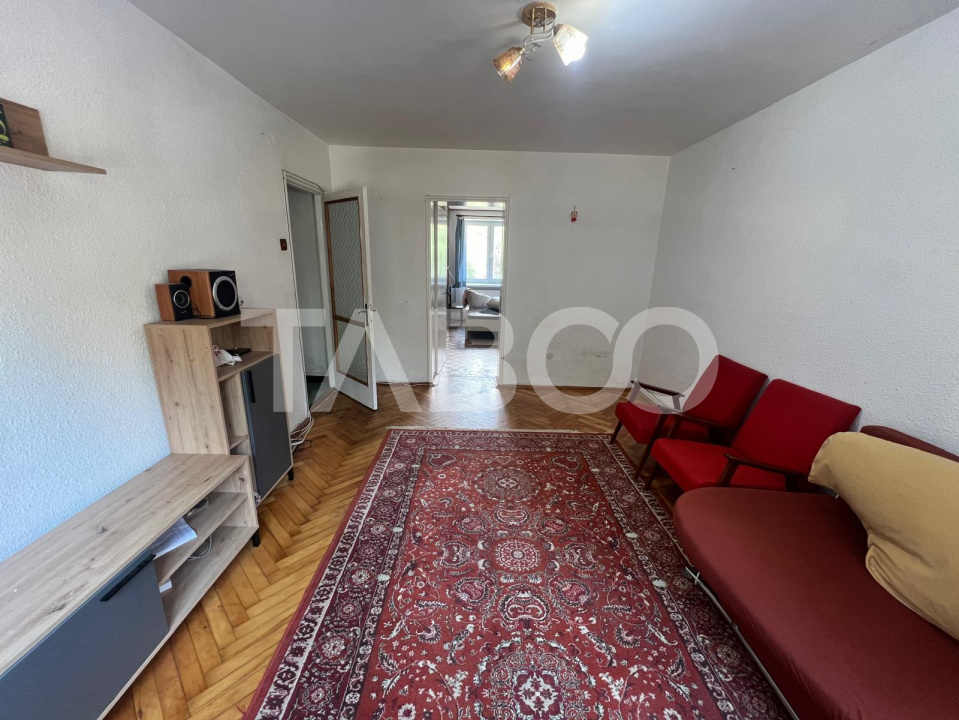 COMISION 0-Apartament 41 mpu etaj intermediar 1 zona Terezian