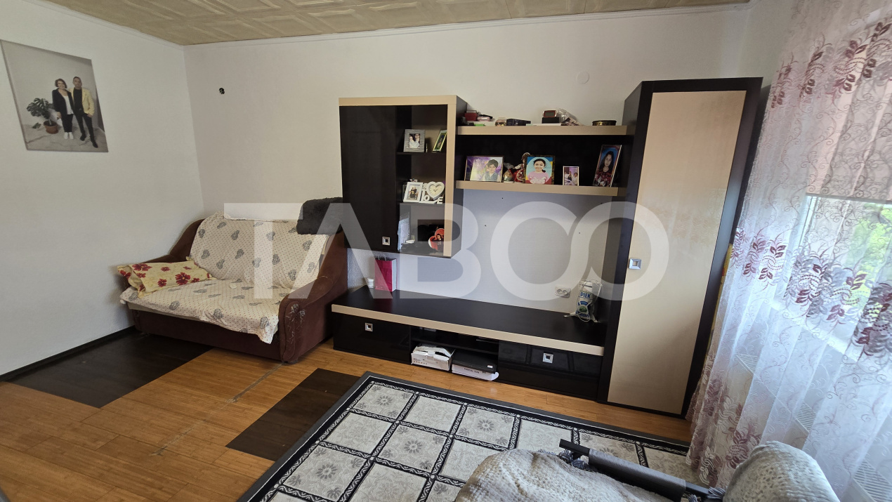 COMISION 0%-Apartament cu 3 camere de vanzare utilat mobilat Lazaret