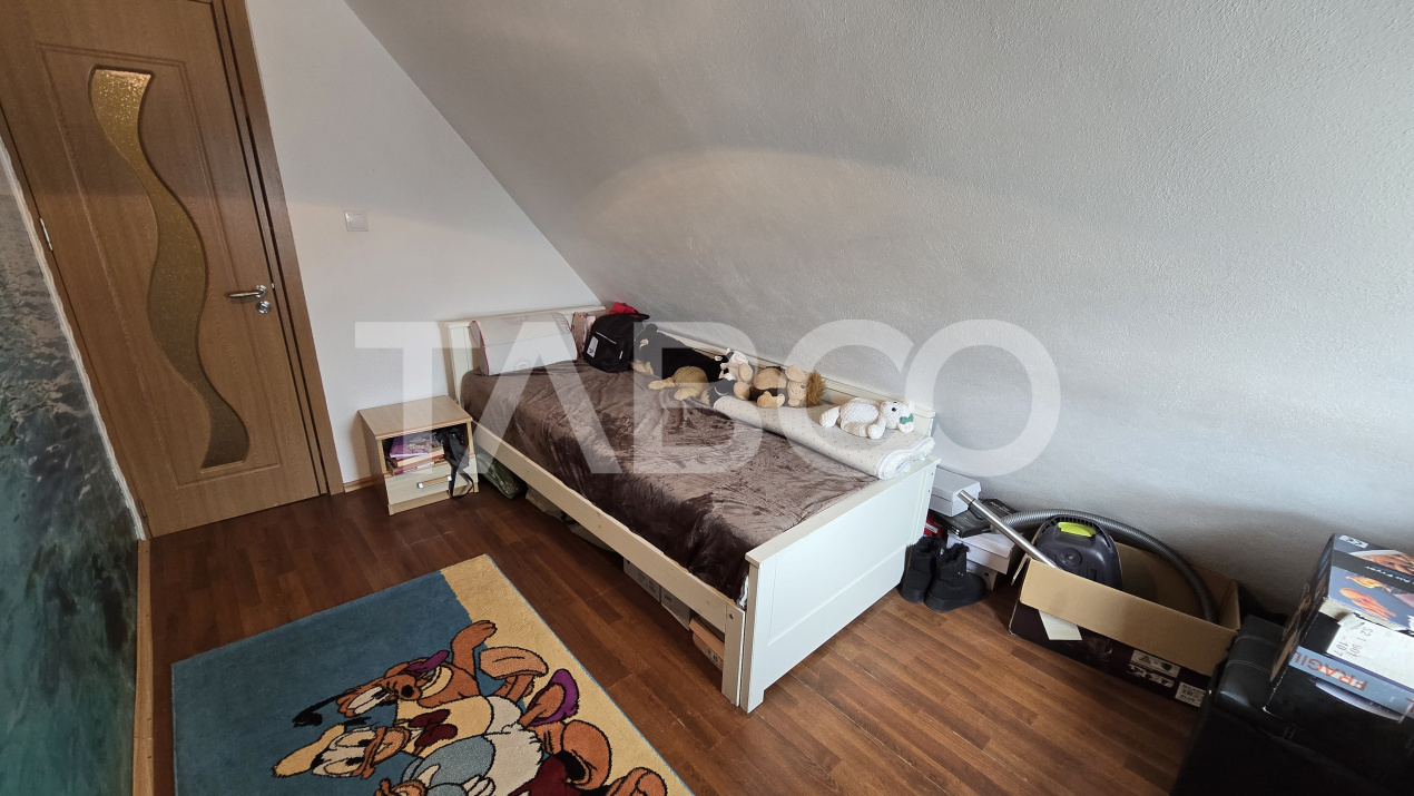 COMISION 0%-Apartament cu 3 camere de vanzare utilat mobilat Lazaret
