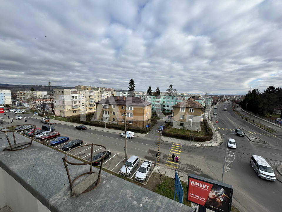 Comision0%! Apartament 3 camere 2 bai suprafata utila 65mp balcon 15mp