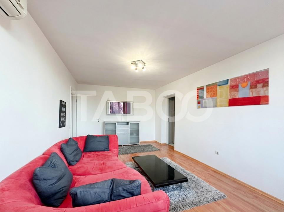 De vanzare apartament cu 4 camere mobilat zona Stadion Corvinul