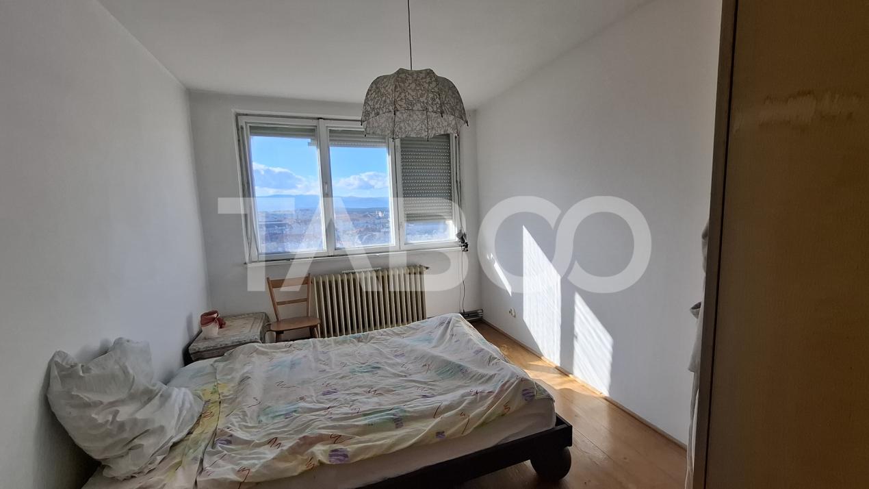 EXCLUSIVITATE-Apartament 3 camere decomandat 65 mp zona Mihai Viteazul