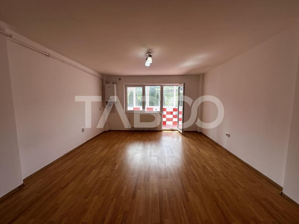 Exclusivitate - Garsoniera de vanzare Poiana Sibiului 40 mpu etaj 2