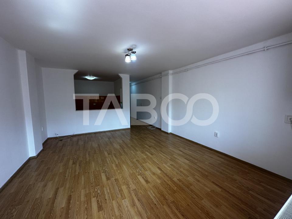 Exclusivitate - Garsoniera de vanzare Poiana Sibiului 40 mpu etaj 2