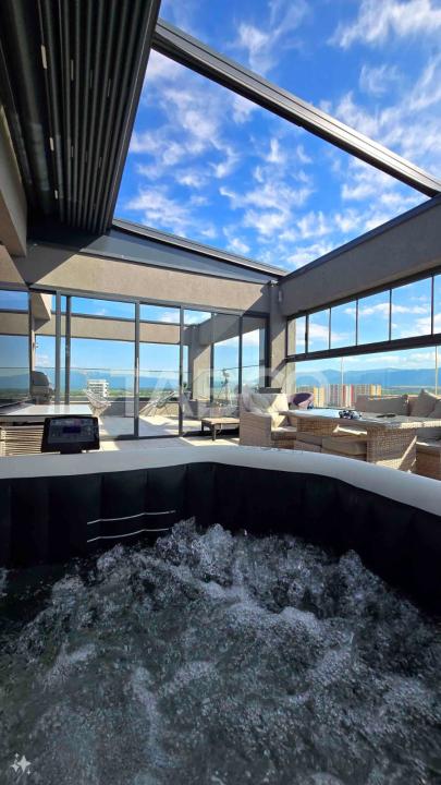 EXCLUSIVITATE Penthouse de lux cu vedere panoramica spre munti Sibiu