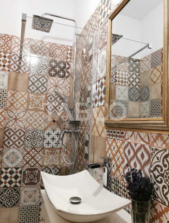 Garsoniera de inchiriat mobilata utilata  modern55 mpu central Sibiu