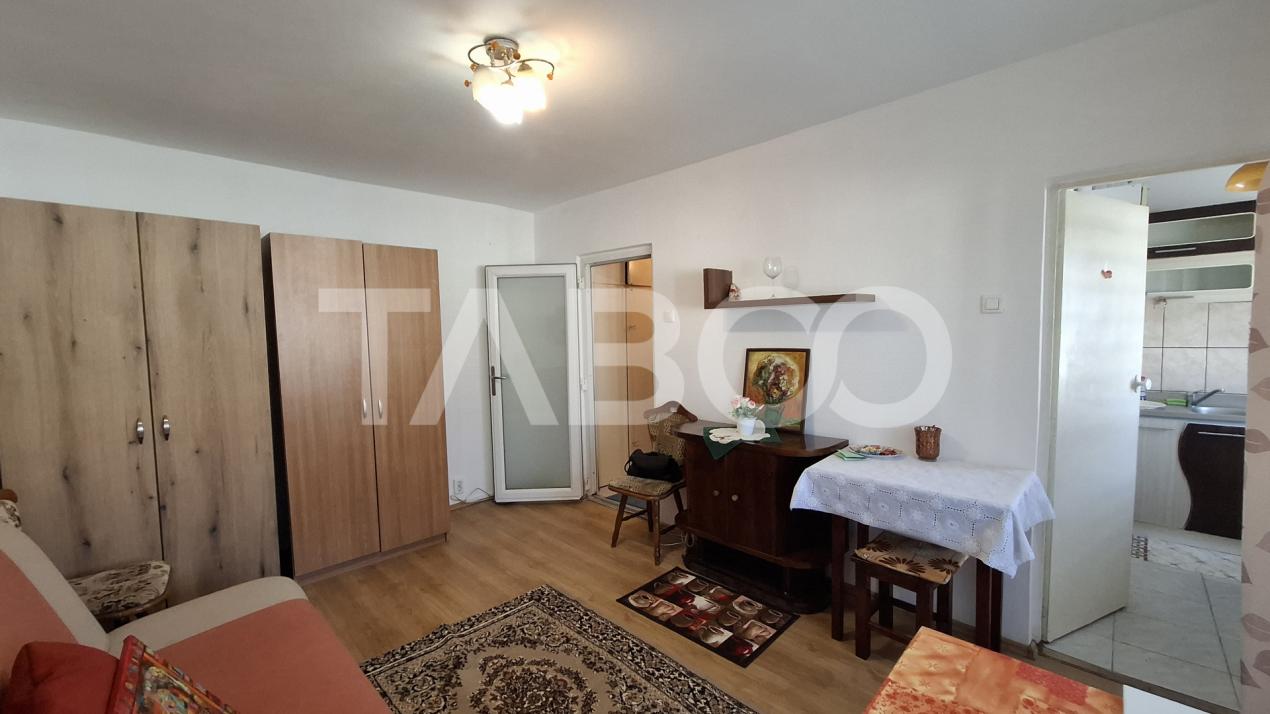 Garsoniera de inchiriat semidecomandata 27 mp zona Valea Aurie Sibiu