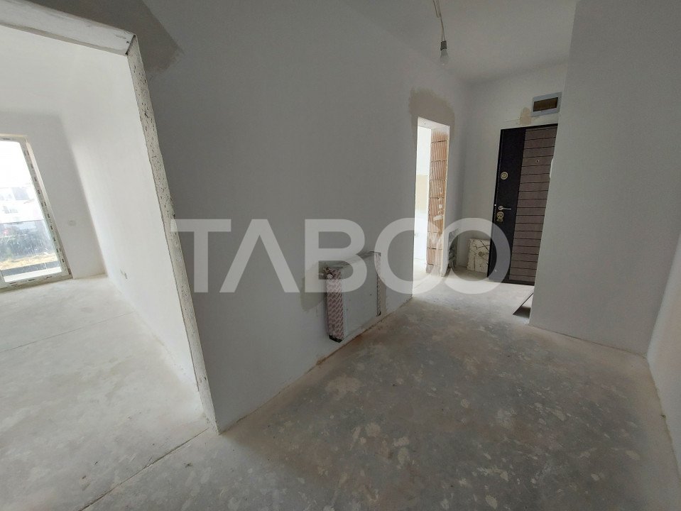 Garsoniera de vanzare 50 mpu balcon gradina 40 mpu loc de parcare