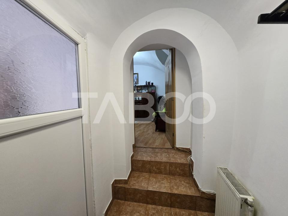 Garsoniera de vanzare decomandata 29 mp zona Centrul Istoric Sibiu