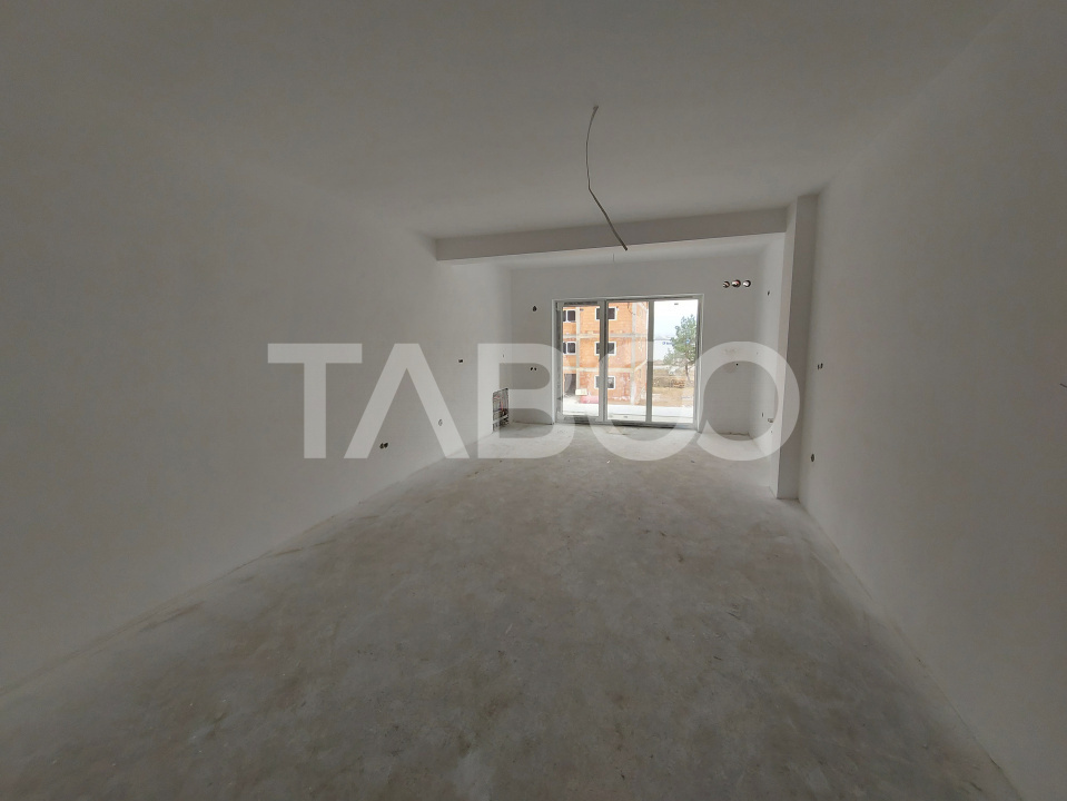 Garsoniera de vanzare decomandata 38 mpu balcon 8 mp loc parcare Sibiu