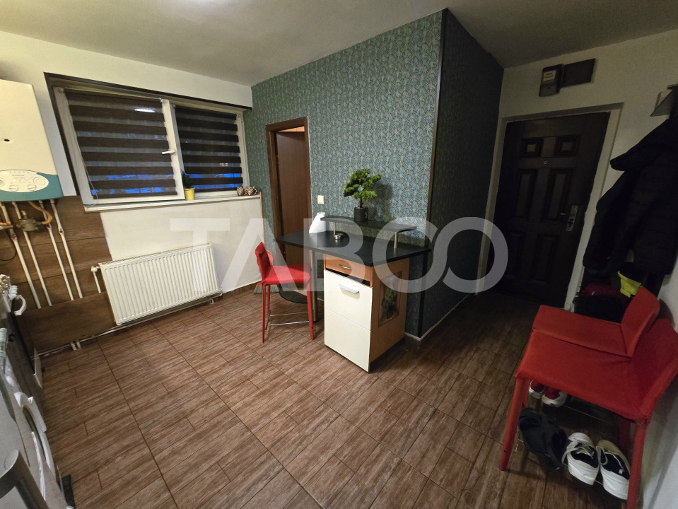 Garsoniera decomandata 28 mp utili mobilata utilata zona Tilisca Sibiu in Sibiu - Poiana Sibiului