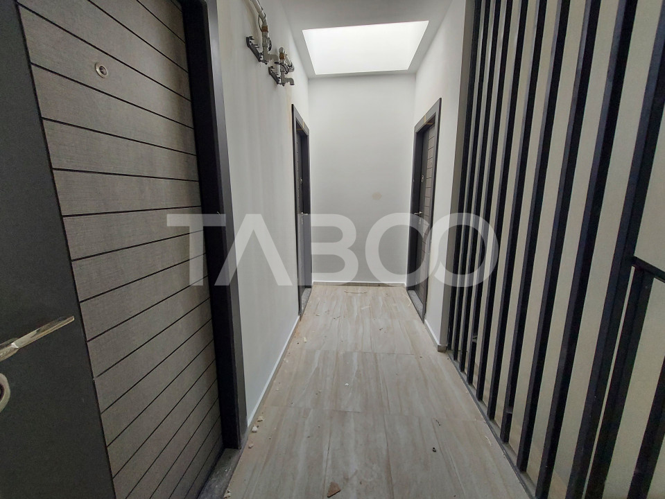 Garsoniera decomandata de vanzare 41 mpu balcon loc parcare Selimbar