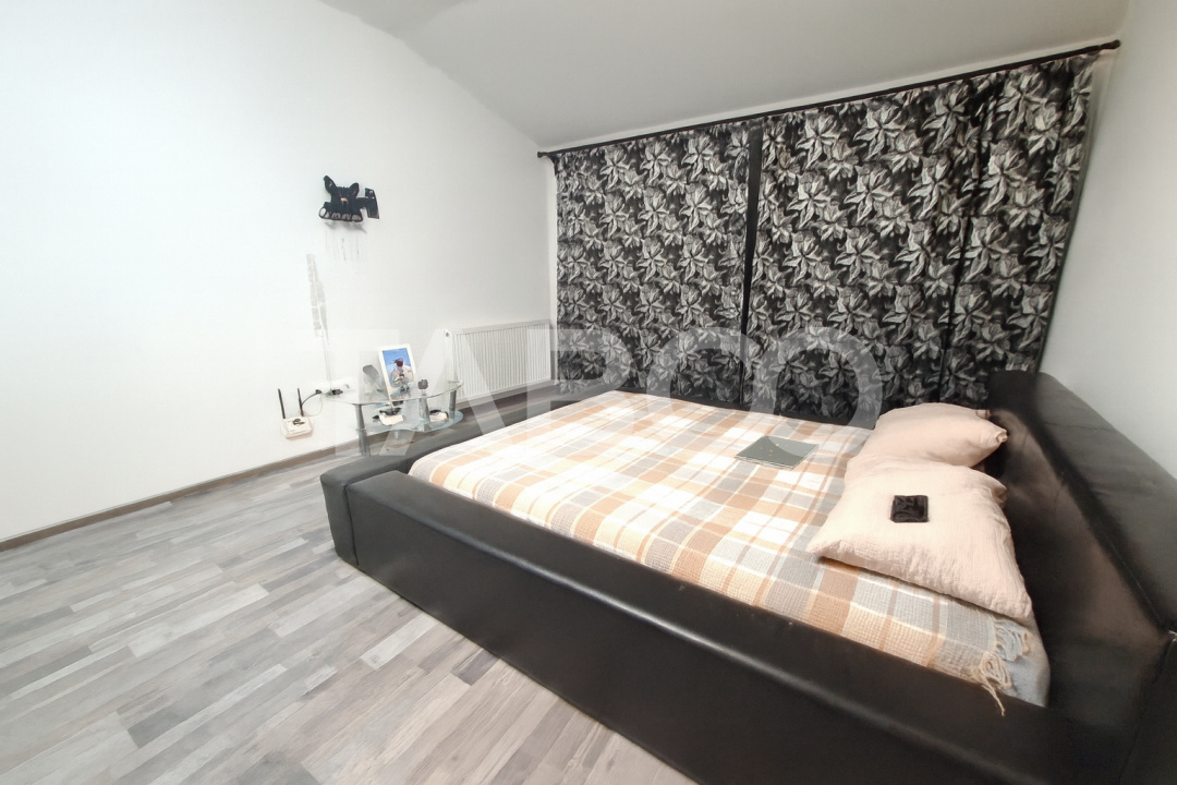 Garsoniera decomandata de vanzare balcon parcare Alma Turnisor