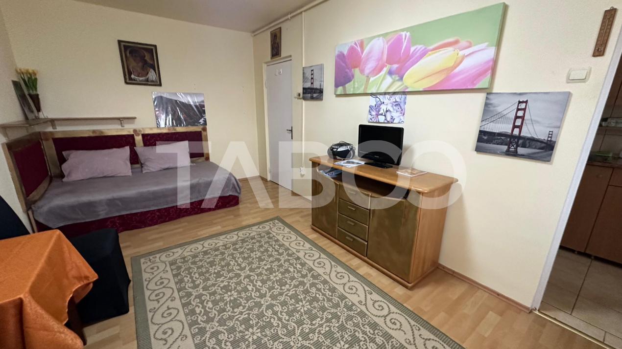 Garsoniera decomandata etaj intermediar  balcon Calea Dumbravii