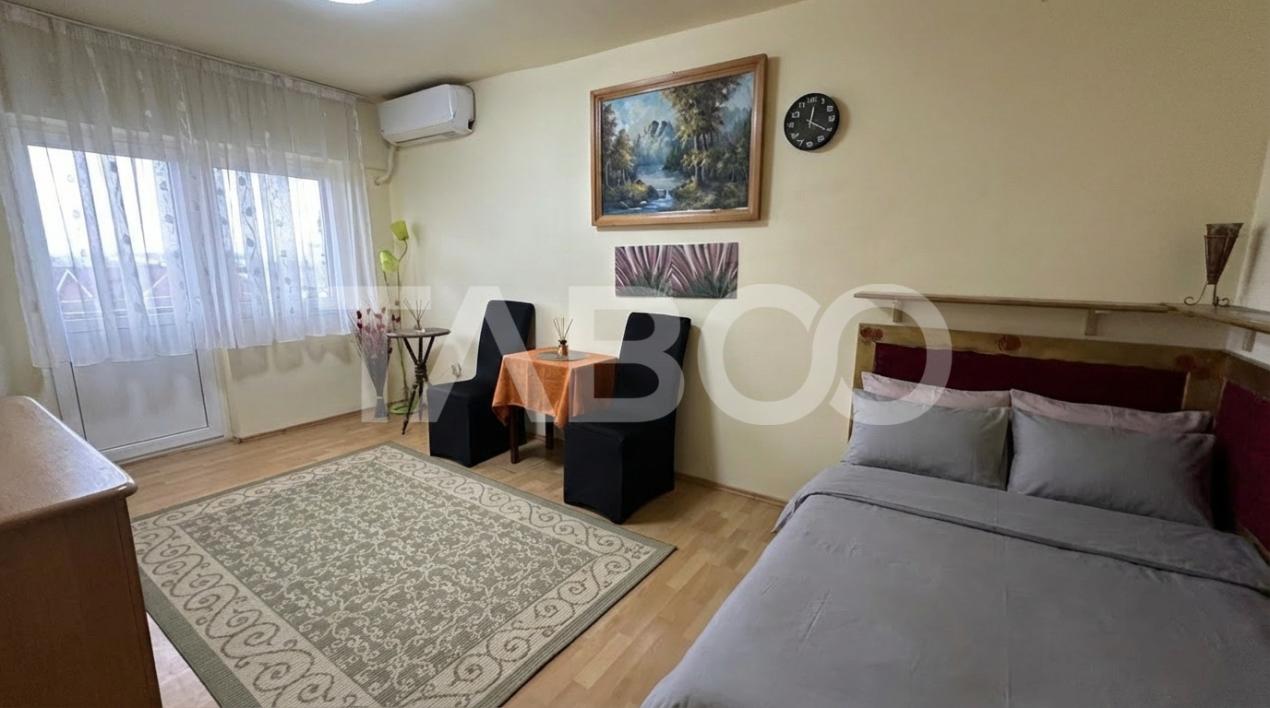 Garsoniera decomandata etaj intermediar  balcon Calea Dumbravii