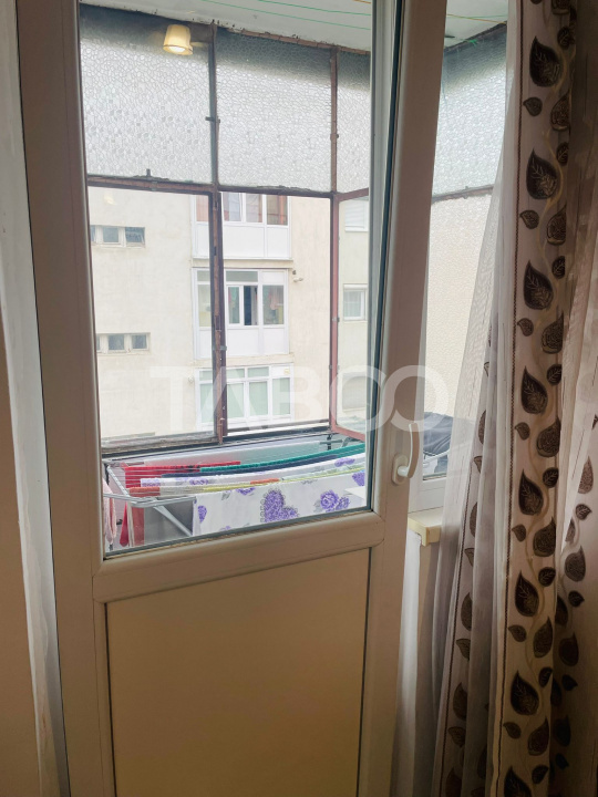 Garsoniera etajul 3 - balcon - boxa - langa OMV Milea